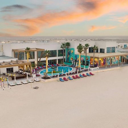 Fuwairit Kite Beach, Tapestry Collection By Hilton Fuwayrit Esterno foto