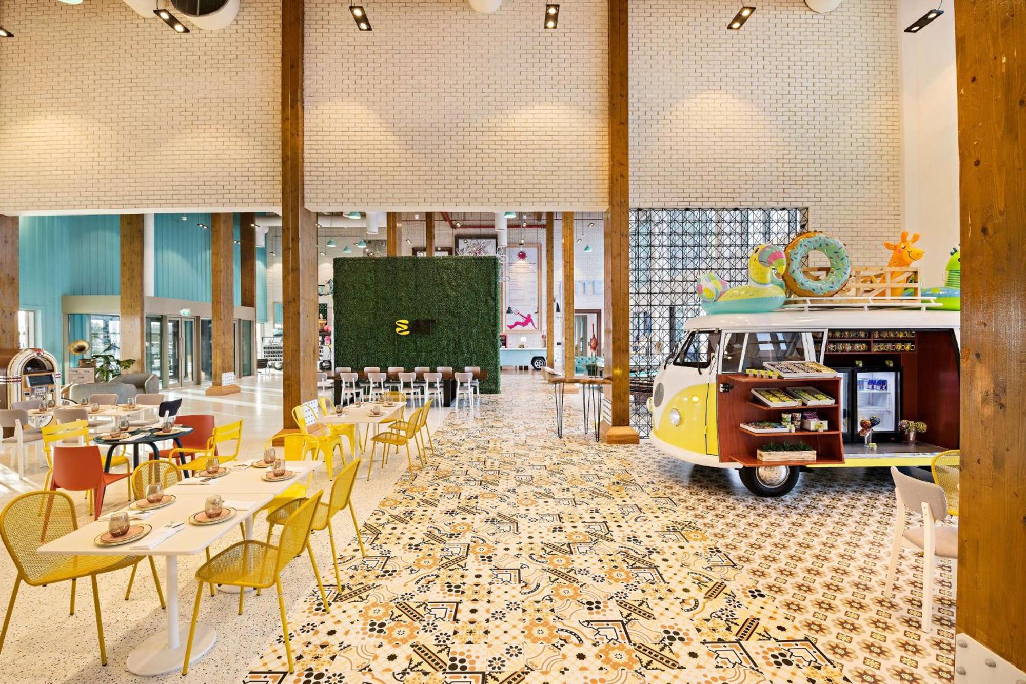Fuwairit Kite Beach, Tapestry Collection By Hilton Fuwayrit Esterno foto